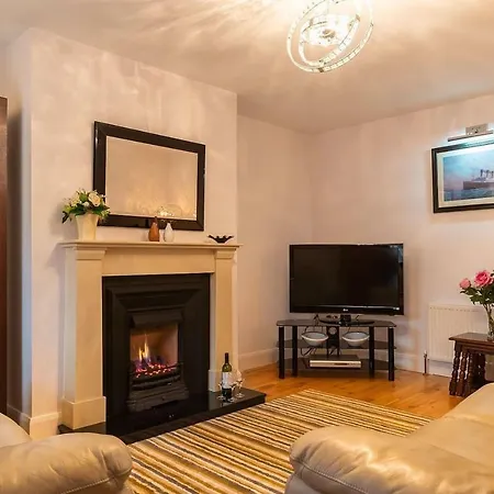 Salmons Leap Village Kerry Sneem